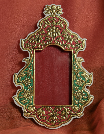 natural and artistic